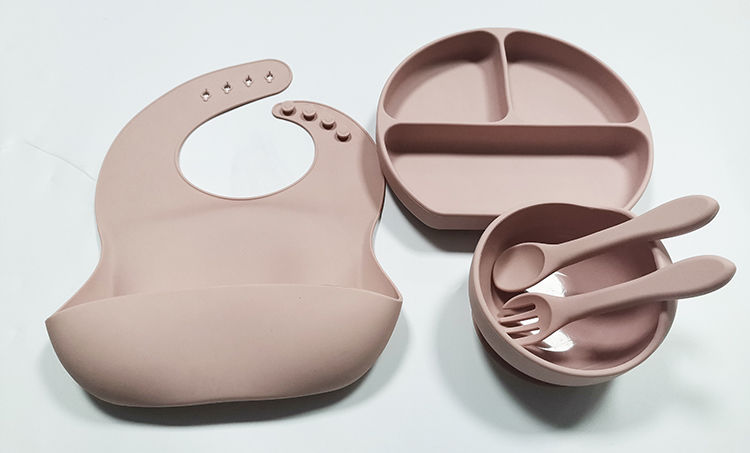 Baby Feeding Set Silicone Bibs and Bowls With Spoon and Fork and Plate