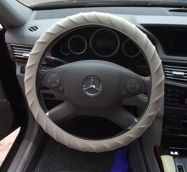 Anti-Slip Auto Decoration Universal Car silicone steering wheel cover