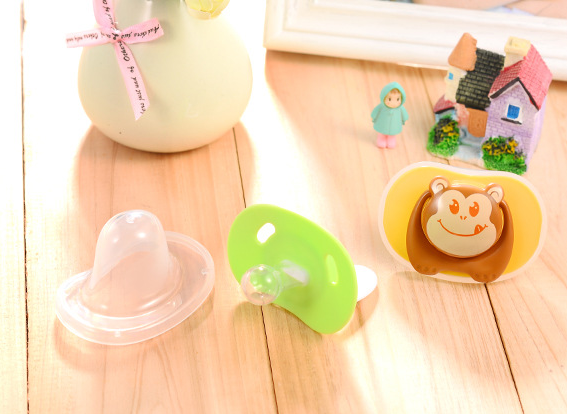 USSE Wholesale custom FOOD safe Silicone baby nipple pacifier